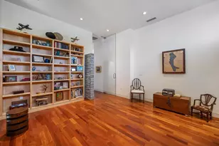 1739 Cherokee Dr, Sarasota, FL 34239 - Photo 19