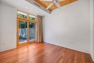 1739 Cherokee Dr, Sarasota, FL 34239 - Photo 43