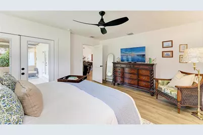 8245 Longbay Boulevard, Sarasota, FL 34243 - Photo 29