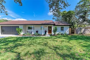 8245 Longbay Blvd, Sarasota, FL 34243 - Photo 5