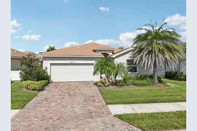 4939 Grand Cypress Boulevard, North Port, FL 34287 - Photo 1