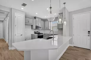 7758 Waning Moon Wy, Sarasota, FL 34241 - Photo 7