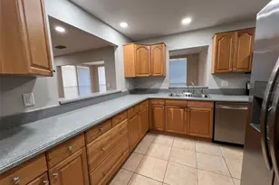 417 Courbet Dr, Nokomis, FL 34275 - Photo 9