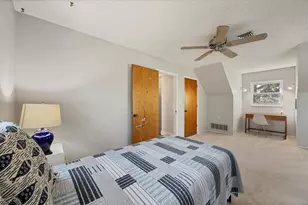 2115 Shadow Oaks Rd, Sarasota, FL 34240 - Photo 25