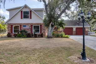 2115 Shadow Oaks Rd, Sarasota, FL 34240 - Photo 1