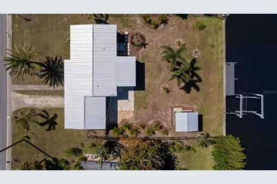 125 Palmetto Circle NE, Port Charlotte, FL 33952 - Photo 5