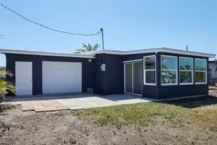 125 Palmetto Cir NE, Port Charlotte, FL 33952 - Photo 21