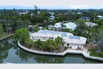 4839 Primrose Path, Sarasota, FL 34242 - Photo 23