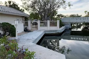 4839 Primrose Path, Sarasota, FL 34242 - Photo 3