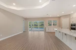 6336 Lake Woodruff Ct, Sarasota, FL 34241 - Photo 7