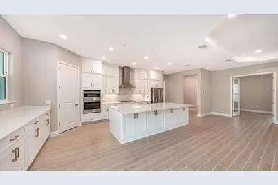 6336 Lake Woodruff Court, Sarasota, FL 34241 - Photo 15