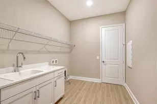 6336 Lake Woodruff Ct, Sarasota, FL 34241 - Photo 33
