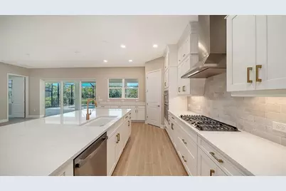 6336 Lake Woodruff Court, Sarasota, FL 34241 - Photo 11