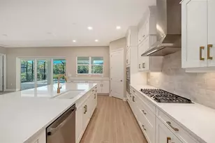 6336 Lake Woodruff Ct, Sarasota, FL 34241 - Photo 11