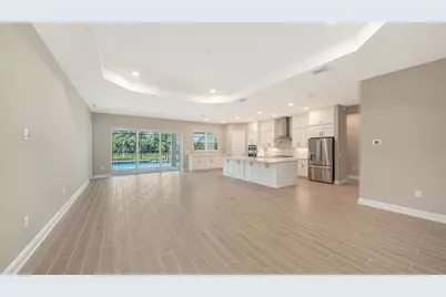 6336 Lake Woodruff Court, Sarasota, FL 34241 - Photo 5