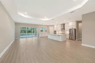 6336 Lake Woodruff Ct, Sarasota, FL 34241 - Photo 5
