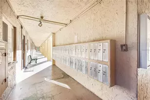 3617 Lake Bayshore Dr, Bradenton, FL 34205 - Photo 31