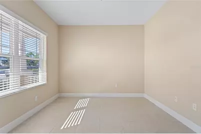 3835 Autumn Fern Terrace, Sarasota, FL 34243 - Photo 5