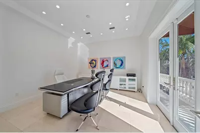 4136 Roberts Point Circle, Sarasota, FL 34242 - Photo 17