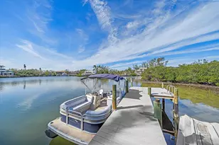 4136 Roberts Point Cir, Sarasota, FL 34242 - Photo 11