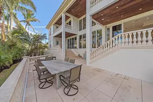 4136 Roberts Point Cir, Sarasota, FL 34242 - Photo 13