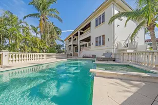 4136 Roberts Point Cir, Sarasota, FL 34242 - Photo 9