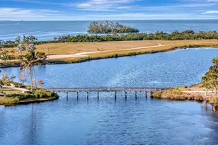 246 Sapphire Lake Dr, Bradenton, FL 34209 - Photo 11