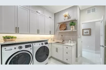 12311 Newcastle Place, Lakewood Ranch, FL 34202 - Photo 41