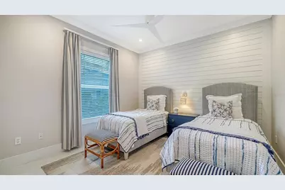 12311 Newcastle Place, Lakewood Ranch, FL 34202 - Photo 37