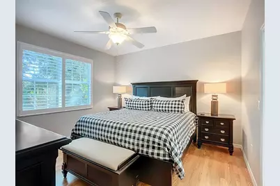 8355 Glenrose Way #112, Sarasota, FL 34238 - Photo 5