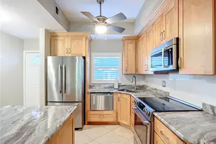 8355 Glen Rose Way, Sarasota, FL 34238 - Photo 3