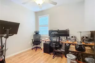 8355 Glen Rose Way, Sarasota, FL 34238 - Photo 7