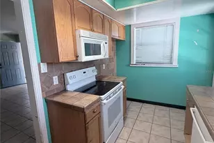 2171 Orchid St, Sarasota, FL 34239 - Photo 9