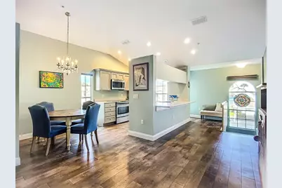 4240 Breezeway Boulevard #325, Sarasota, FL 34238 - Photo 3