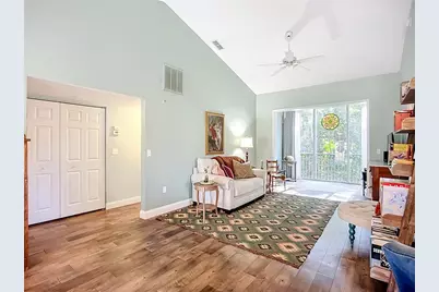 4240 Breezeway Boulevard #325, Sarasota, FL 34238 - Photo 15