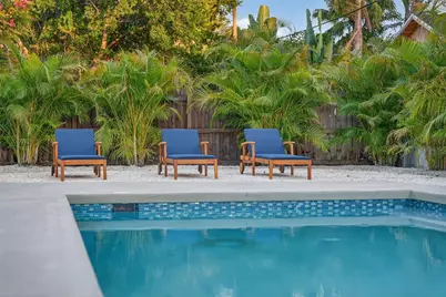 2306 Valencia Drive, Sarasota, FL 34239 - Photo 35