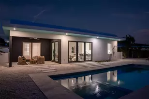 2306 Valencia Dr, Sarasota, FL 34239 - Photo 37