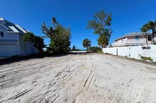 831 N North Shore Dr, Anna Maria, FL 34216 - Photo 1