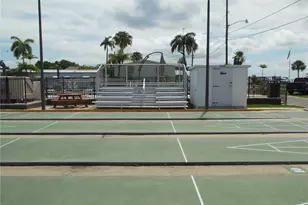 2601 Gulf Dr N, Bradenton Beach, FL 34217 - Photo 9