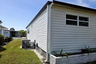 3321 Shingle Oak Terrace, Sarasota, FL 34237 - Photo 5