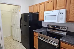 4802 51st Street W, Bradenton, FL 34210 - Photo 5