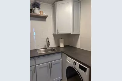 170 Roosevelt Drive #10, Sarasota, FL 34236 - Photo 13