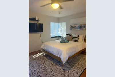 170 Roosevelt Drive #10, Sarasota, FL 34236 - Photo 17