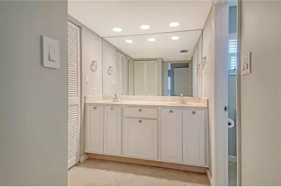 4900 Gulf Of Mexico Drive #203, Longboat Key, FL 34228 - Photo 21