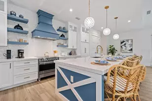 408 Magnolia Ave, Anna Maria, FL 34216 - Photo 11