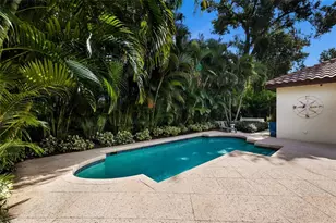 4946 Brywill Cir, Sarasota, FL 34234 - Photo 37