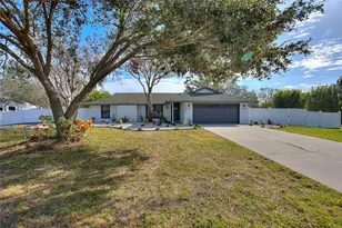 2054 Racimo Dr, Sarasota, FL 34240 - Photo 3