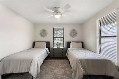 2054 Racimo Drive, Sarasota, FL 34240 - Photo 15