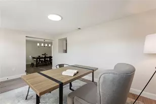 2054 Racimo Dr, Sarasota, FL 34240 - Photo 27