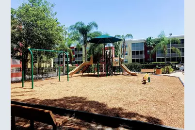 2700 Coconut Bay Lane #423 (2C), Sarasota, FL 34237 - Photo 21